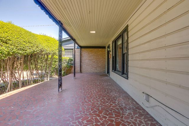 6480 Waverly Way, Fort Worth, TX 76116