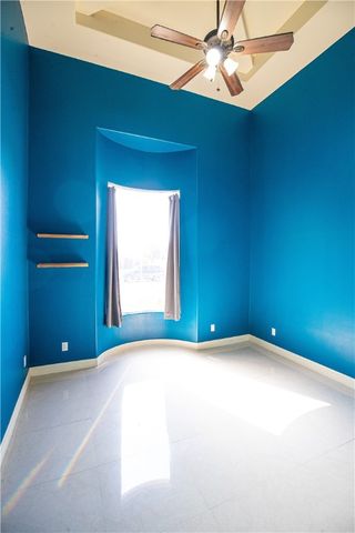 1802 The Park Dr, Kingsville, TX 78363