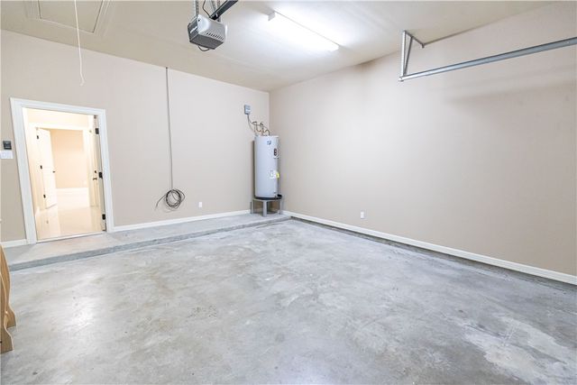 1802 The Park Dr, Kingsville, TX 78363