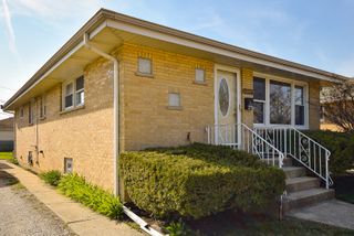 2726 Sarah Street, Franklin Park, IL 60131