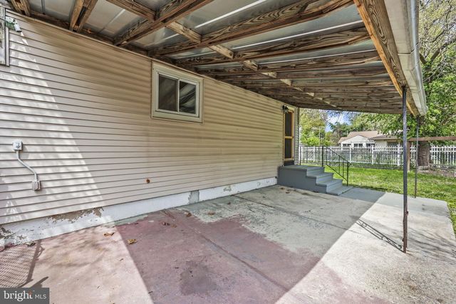 1 SUSSEX ST, Ewing, NJ 08638