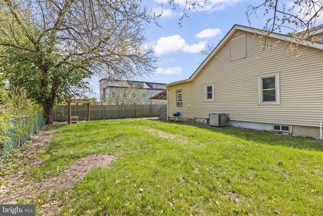 1 SUSSEX ST, Ewing, NJ 08638
