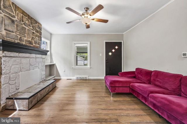 1 SUSSEX ST, Ewing, NJ 08638