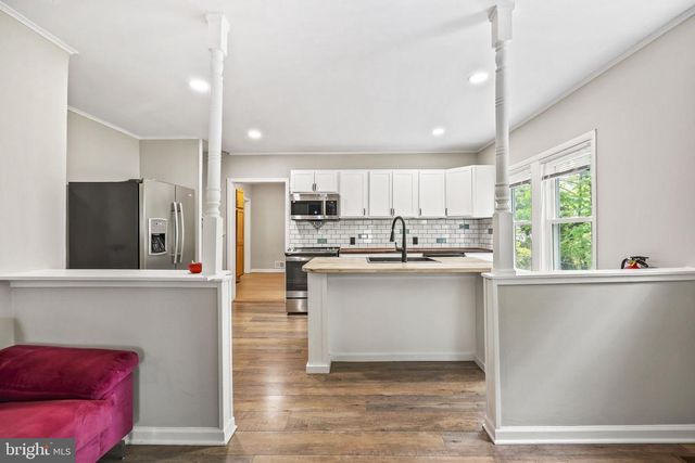 1 SUSSEX ST, Ewing, NJ 08638