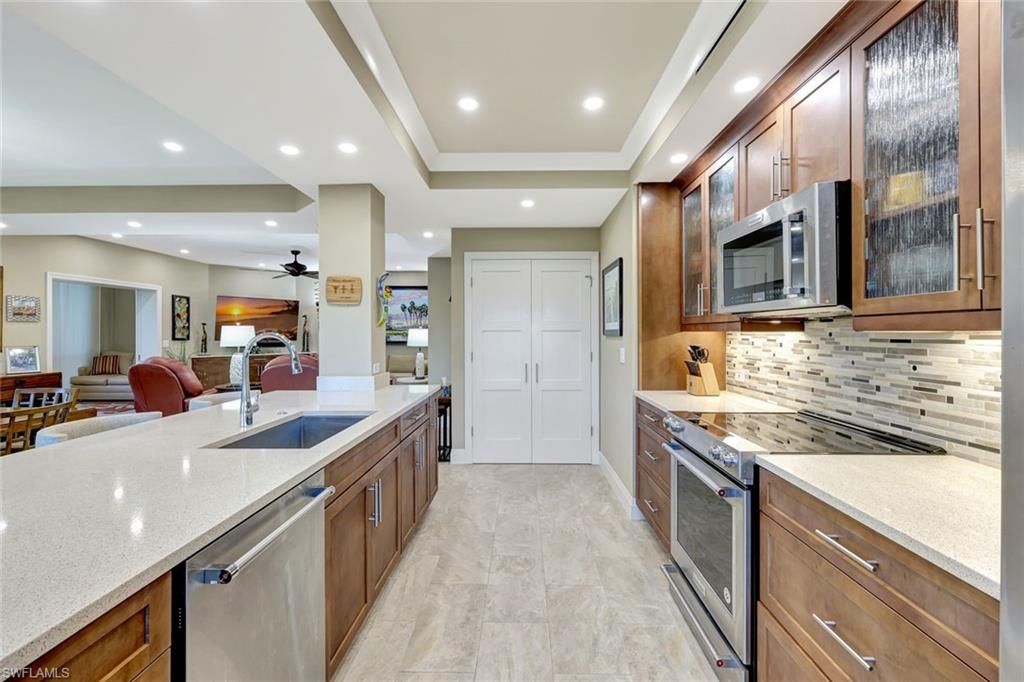 6820 PELICAN BAY BLVD 133, NAPLES, FL 34108 — photo 4