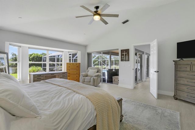 550 SE Ashley Oaks Way, Stuart, FL 34997
