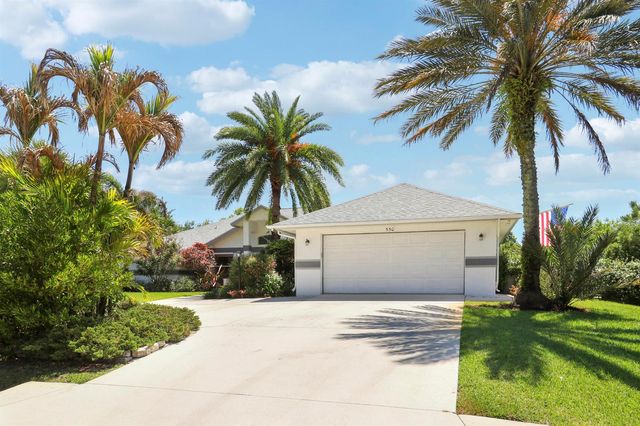 550 SE Ashley Oaks Way, Stuart, FL 34997