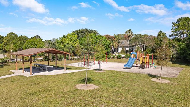 550 SE Ashley Oaks Way, Stuart, FL 34997