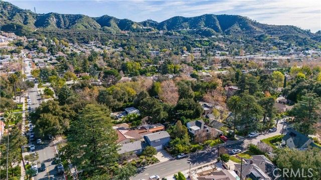 2020 Bonita Drive, Glendale, CA 91208