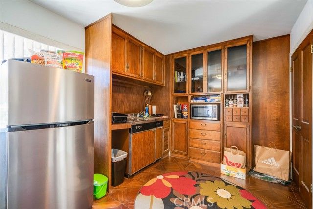 2020 Bonita Drive, Glendale, CA 91208