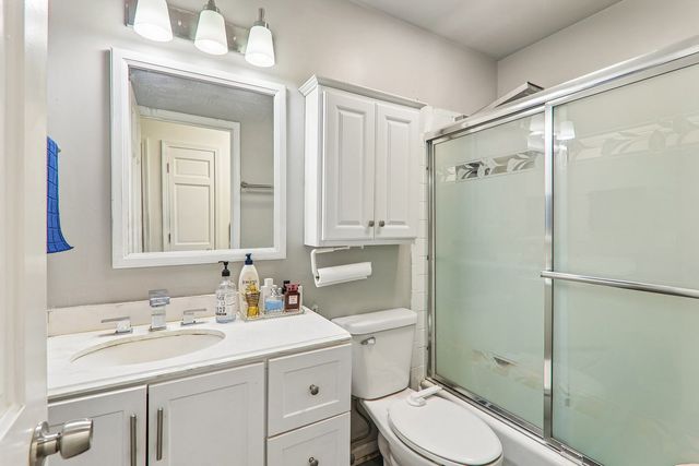 1213 Johnson Drive, Naperville, IL 60540