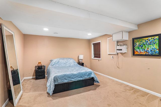 1213 Johnson Drive, Naperville, IL 60540