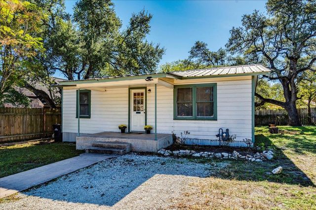 116 E Moeller ST, Bertram, TX 78605