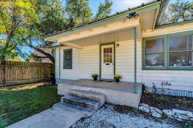 116 E Moeller ST, Bertram, TX 78605