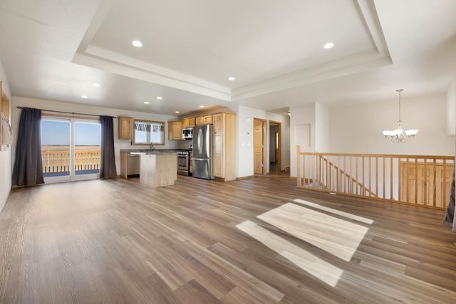2844 Grey Eagle Pass, Minot, ND 58703