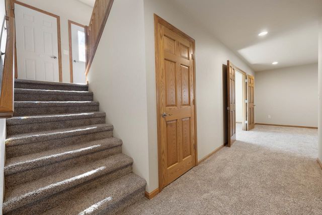 2844 Grey Eagle Pass, Minot, ND 58703