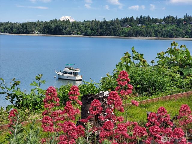 4030 SE Kamilche Point Road, Shelton, WA 98584