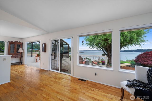 4030 SE Kamilche Point Road, Shelton, WA 98584