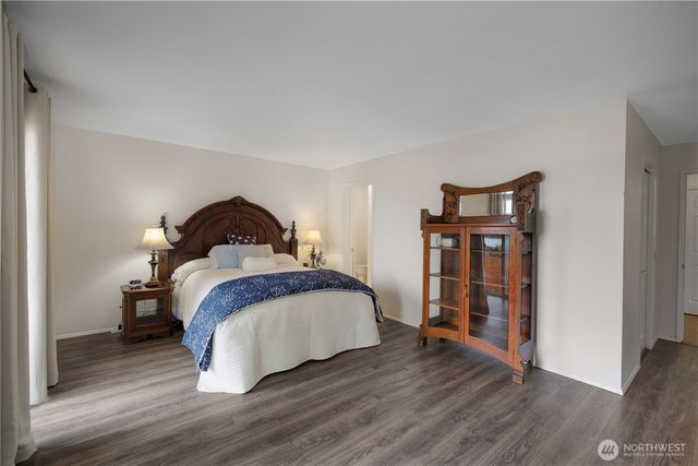 4030 SE Kamilche Point Road, Shelton, WA 98584