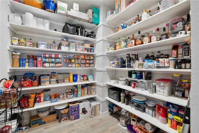 432 North Racetrack Road, Henderson, NV 89015