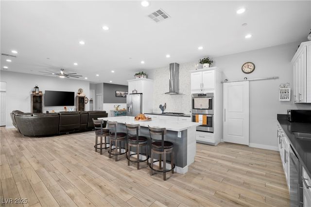 432 North Racetrack Road, Henderson, NV 89015