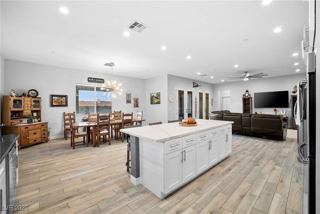 432 North Racetrack Road, Henderson, NV 89015