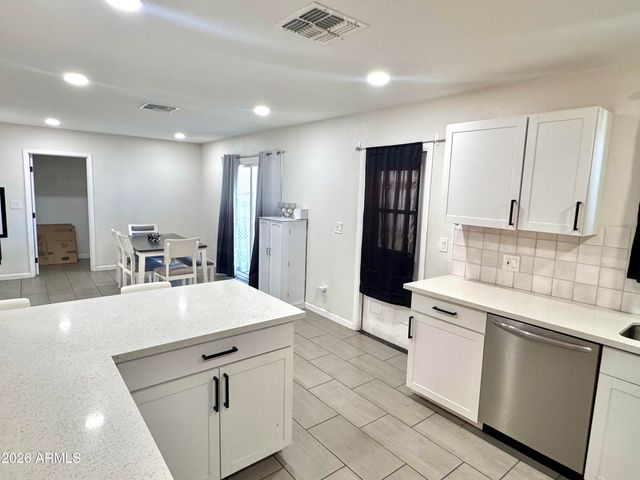 1542 W 5TH Place, Tempe, AZ 85281