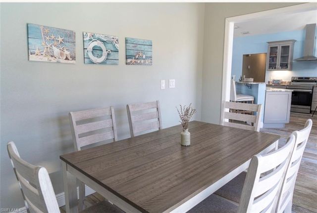 323 Washington CT, Fort Myers Beach, FL 33931