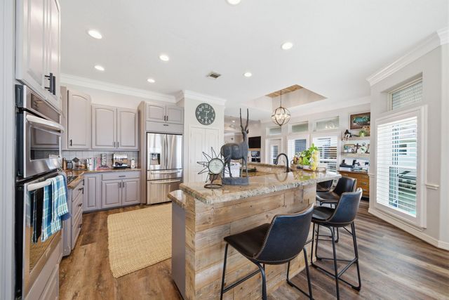 1623 Dick Bay Drive, San Leon, TX 77539