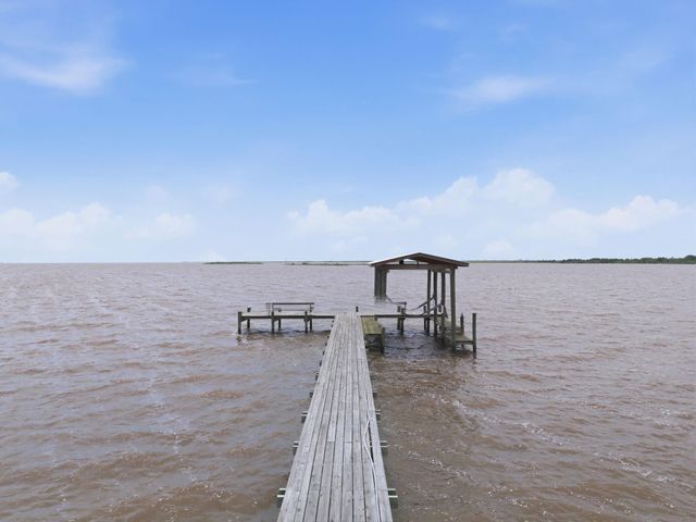 1623 Dick Bay Drive, San Leon, TX 77539