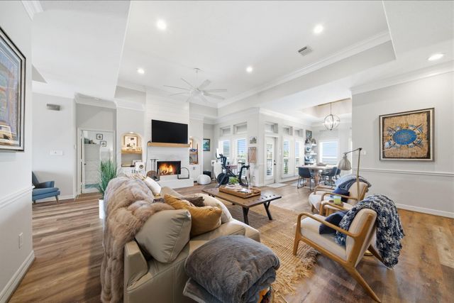 1623 Dick Bay Drive, San Leon, TX 77539