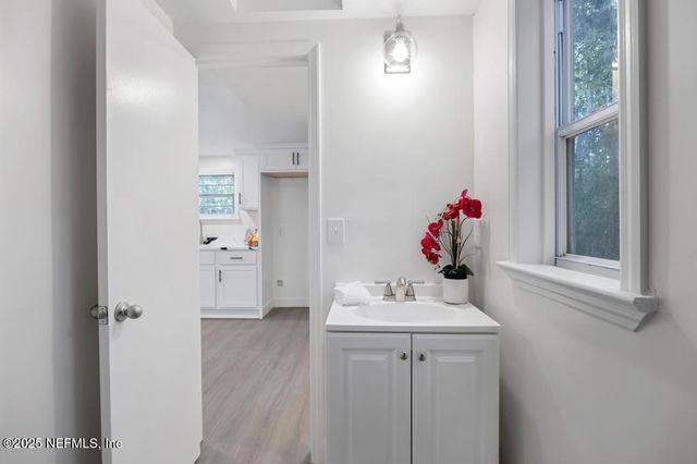 7412 JASPER Avenue, Jacksonville, FL 32211