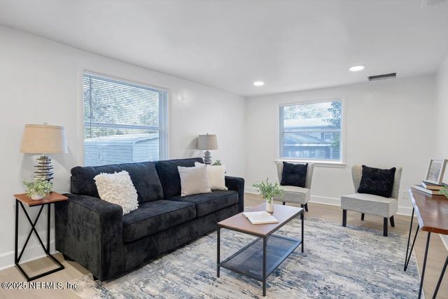 7412 JASPER Avenue, Jacksonville, FL 32211