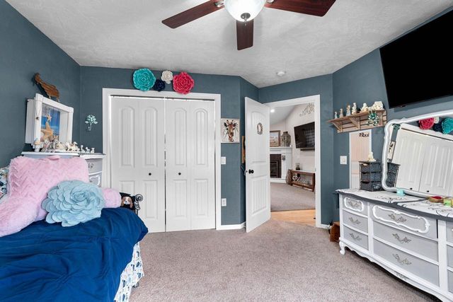 833 WHISPERING WAY, Omro, WI 54963