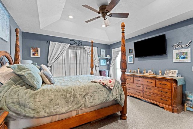 833 WHISPERING WAY, Omro, WI 54963