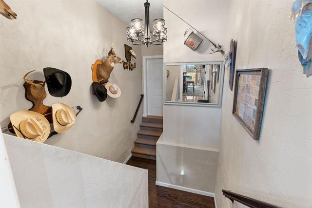 833 WHISPERING WAY, Omro, WI 54963