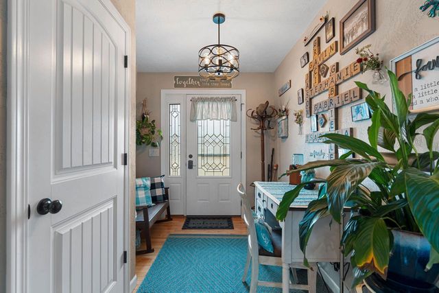 833 WHISPERING WAY, Omro, WI 54963