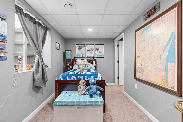 833 WHISPERING WAY, Omro, WI 54963