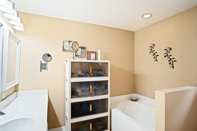 203 FLOUNDER PLACE, Poinciana, FL 34759