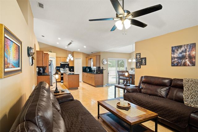 203 FLOUNDER PLACE, Poinciana, FL 34759