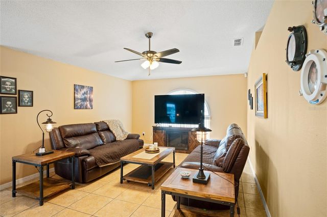 203 FLOUNDER PLACE, Poinciana, FL 34759