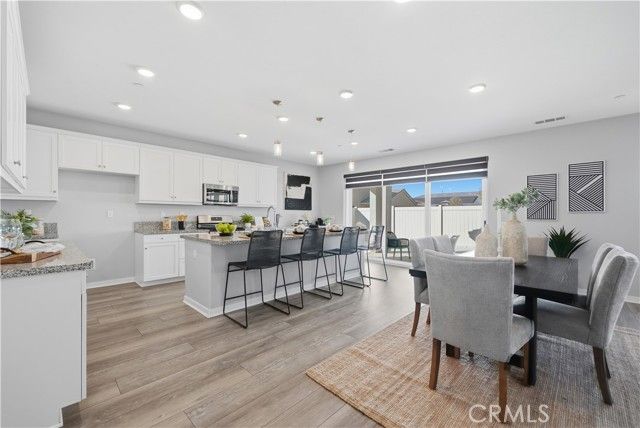 34579 Candlestick Circle, Murrieta, CA 92563