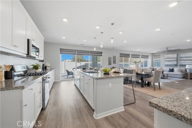 34579 Candlestick Circle, Murrieta, CA 92563