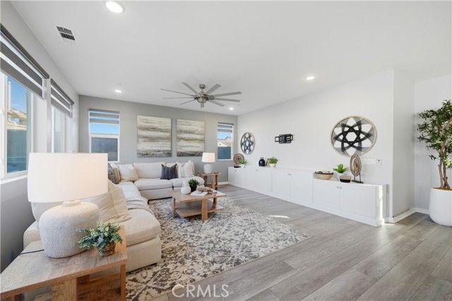 34579 Candlestick Circle, Murrieta, CA 92563