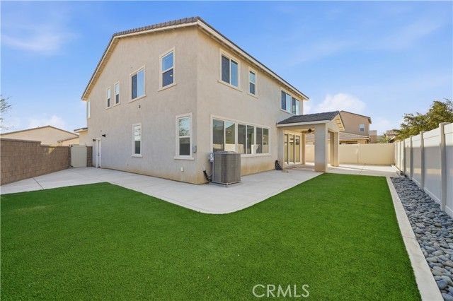 34579 Candlestick Circle, Murrieta, CA 92563