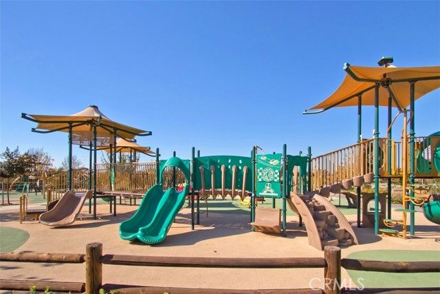 34579 Candlestick Circle, Murrieta, CA 92563