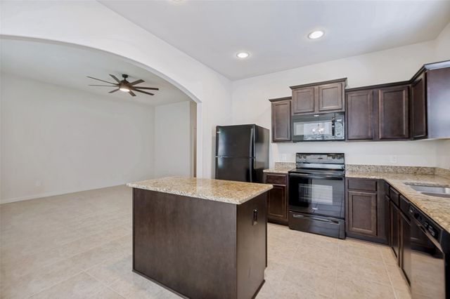 4517 Shy Creek Lane, Denton, TX 76207