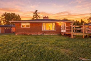 20290 Meridian Road, Grosse Ile, MI 48138