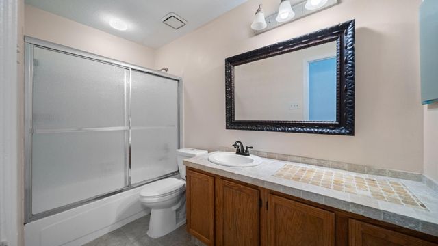 7035 Redwood Falls Drive, Pasadena, TX 77505
