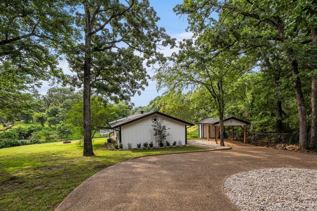 1309 Utopia Court, Tool, TX 75143